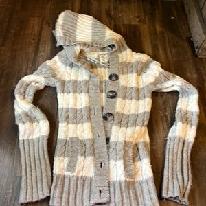 Aeropostale button down sweater!